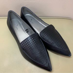 Worthington Gemi Black Pointed Toe Flats, Perforated Detail on Top, 9.5, EUC